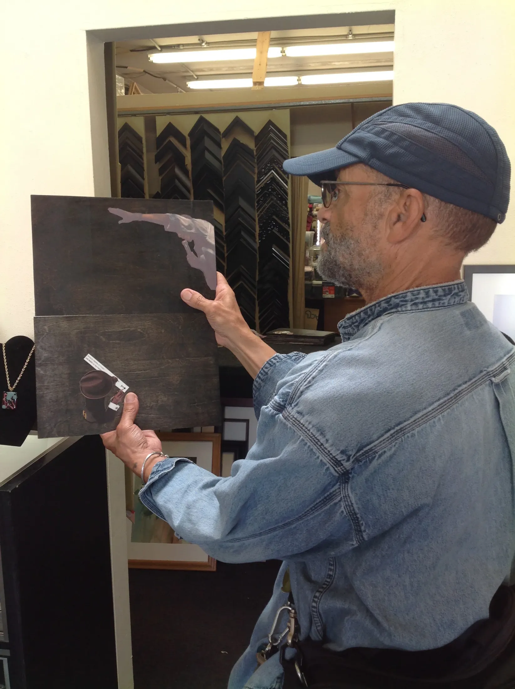 44-4-44 installation, gallery visitors and community